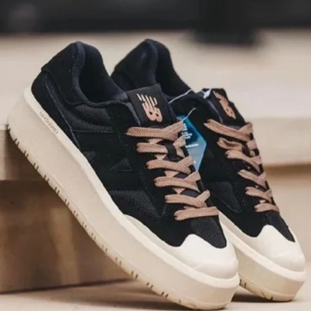 NEW BALANCE CT302 BLACK WITH CALM TAUPE
